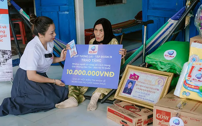 Hỗ trợ qua email